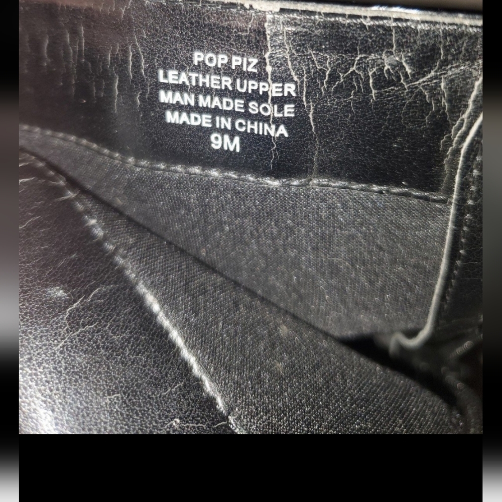 Aerosoles shiny leather black booties 9 zip up kitten heel small defects Read - Picture 8 of 12